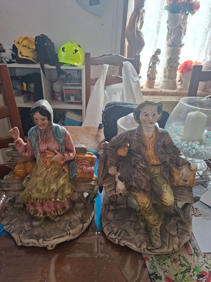 Lot 2 bibelots grand mère et grand père