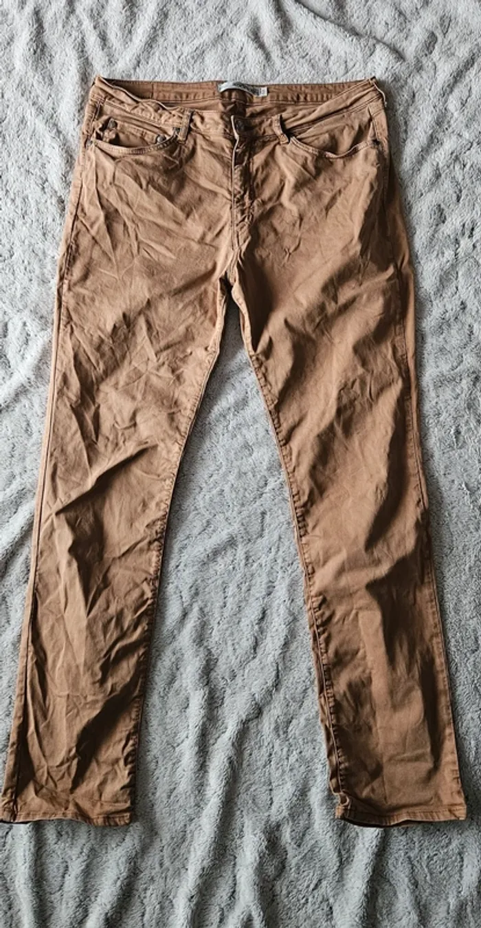 Pantalon T48
