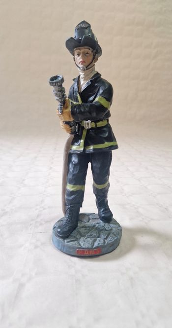 Figurine  / statuette  , Pompier , F.D.N.Y
