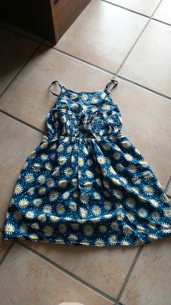 Petite robe à fleurs imprimé Marguerite taille 5,6 ans