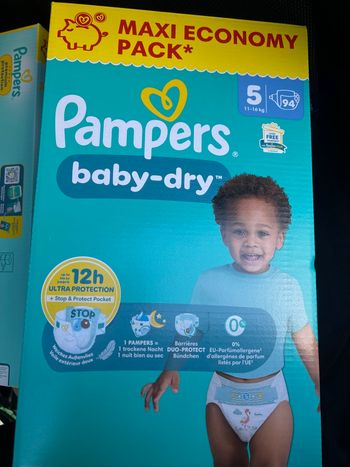 Couche Pampers taille 5