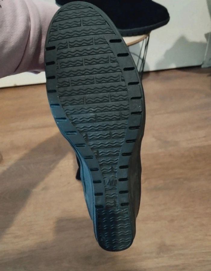 Bottes compensées pointure 40 - photo numéro 3