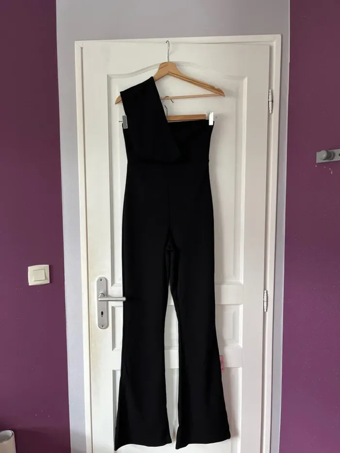Combinaison noire - Pretty Little Thing - Taille 36