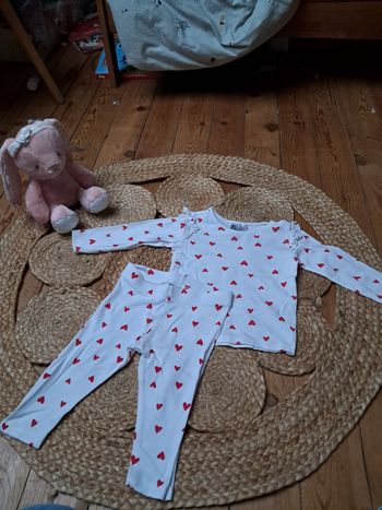 Pyjamas deux pièces léger (motifs cœur)