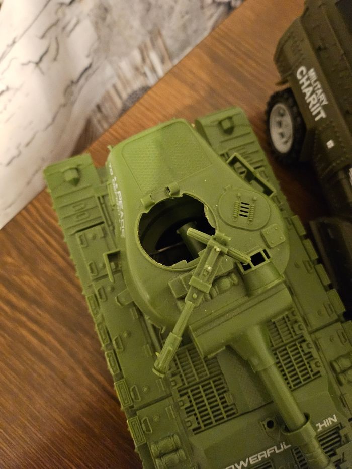 Lot de voitures militaires et figurines - photo numéro 5