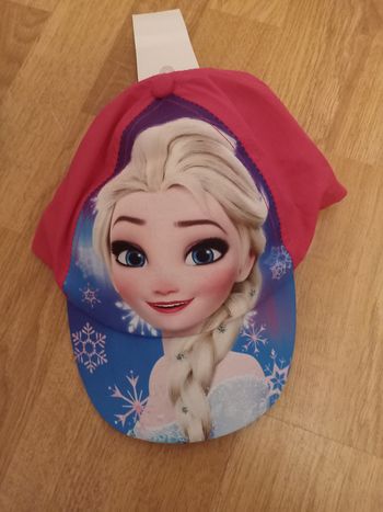 Casquette reine des neiges 