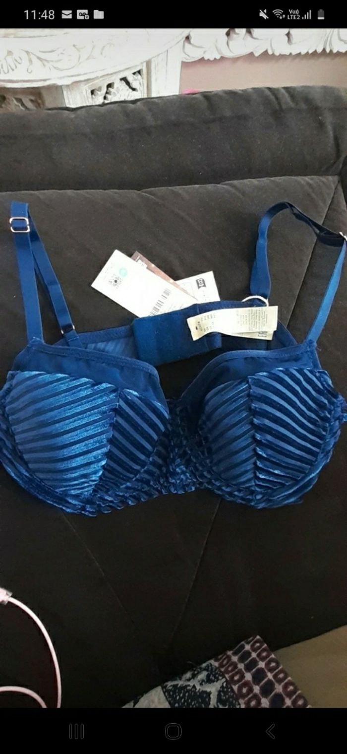 Soutien gorge velours neuf dorina - photo numéro 1
