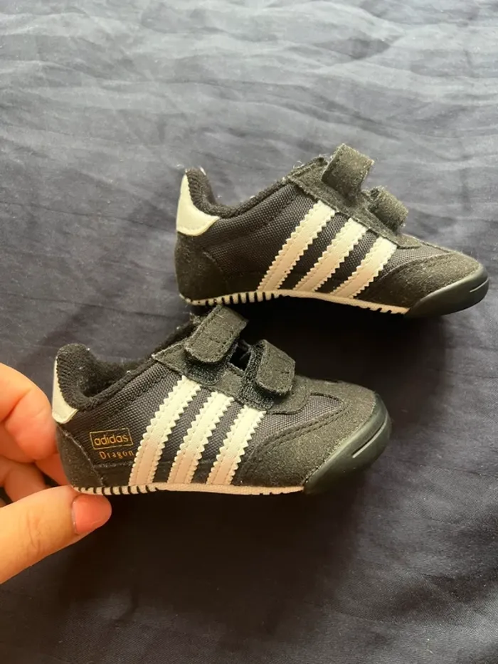 Basket adidas Mixte bébé Dragon L2w Crib Sneakers Basses, taille 18 très bon état - photo numéro 2