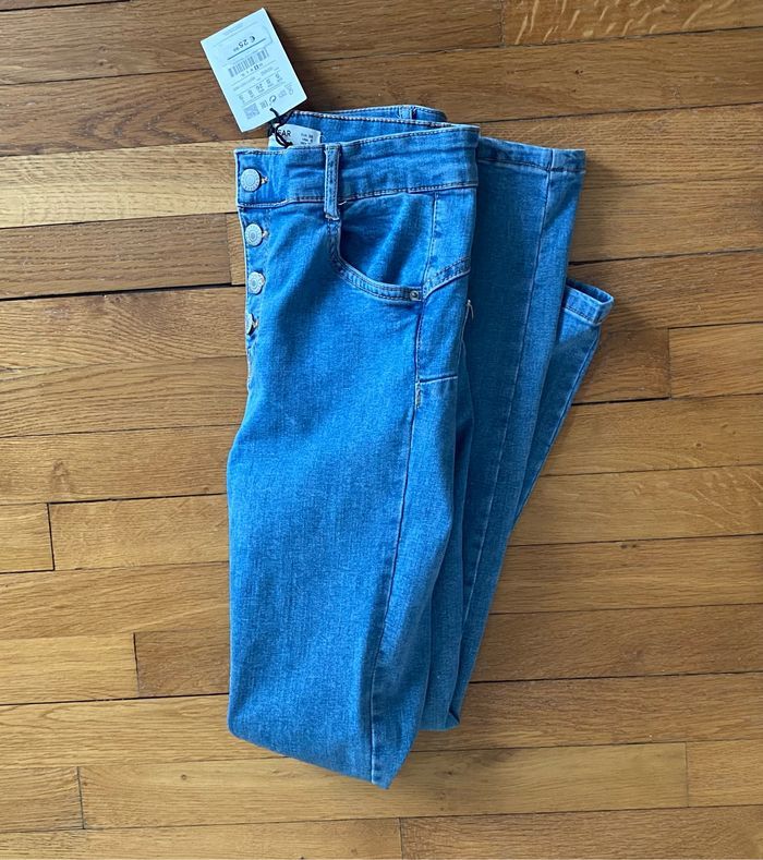 Jean  pull&Bear bleu - photo numéro 6