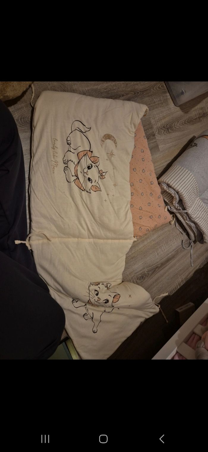 Tour de lit Marie Disney