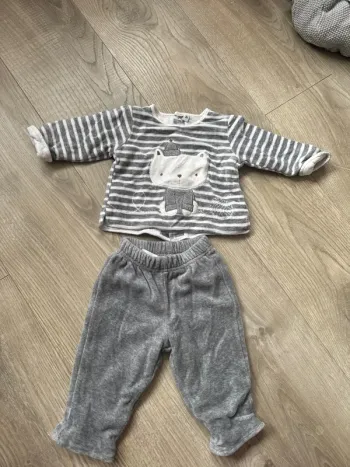 Ensemble épais bébé