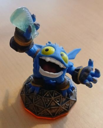Figurine Skylanders Giants : Pop Fizz