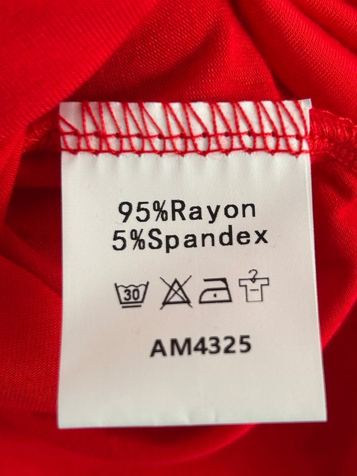 T-shirt à manches courtes couleur rouge - photo numéro 4