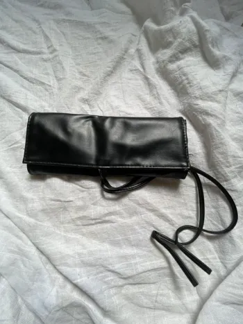 Pochette chic et pratique pour pinceaux de maquillage