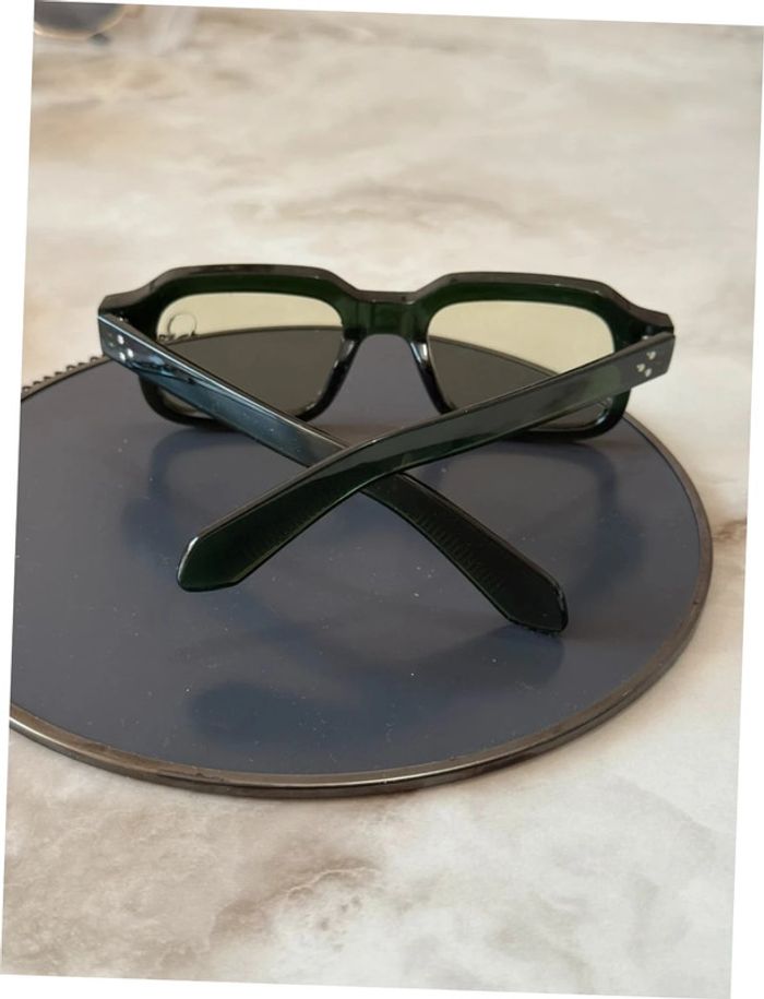 Lunette de soleil carrée verte - photo numéro 4