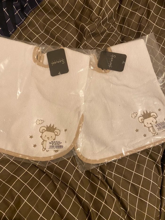 Lot de deux bavoir à manches courts sensei 100% coton
