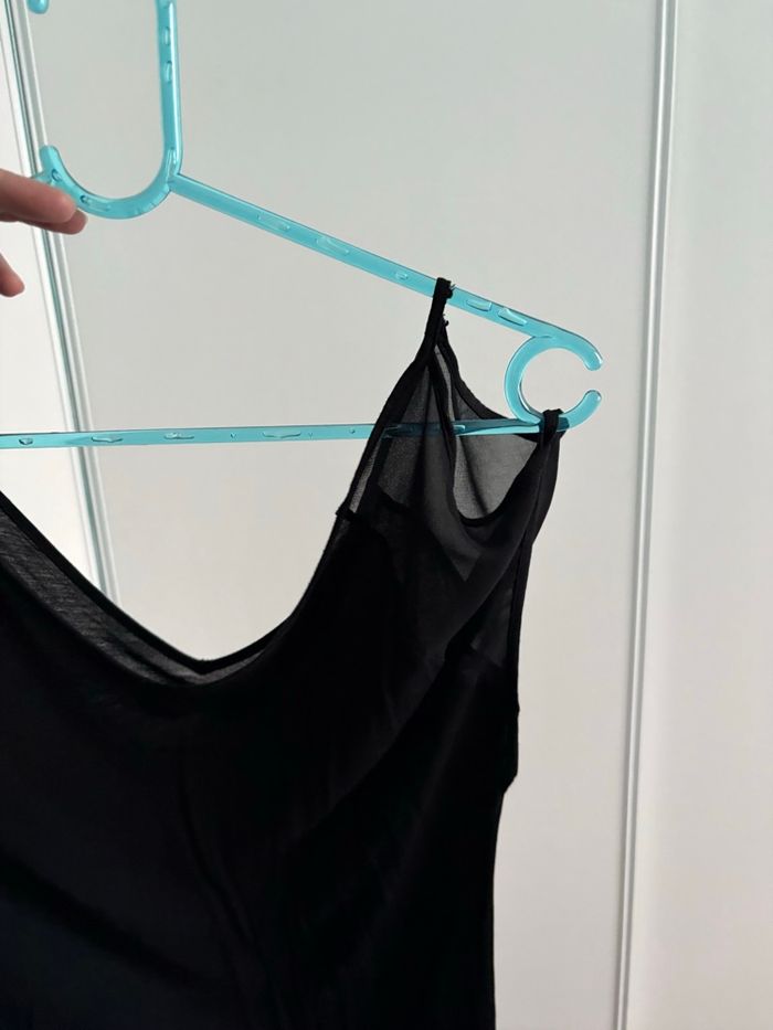 Haut léger épaules dénudés taille S - photo numéro 3