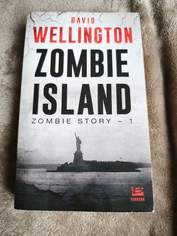 Livre zombie island 