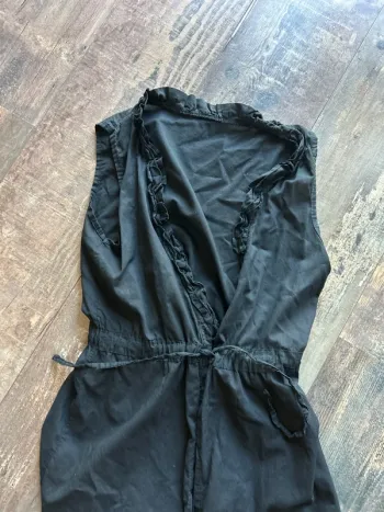 Tunique ouverte sans manches noire