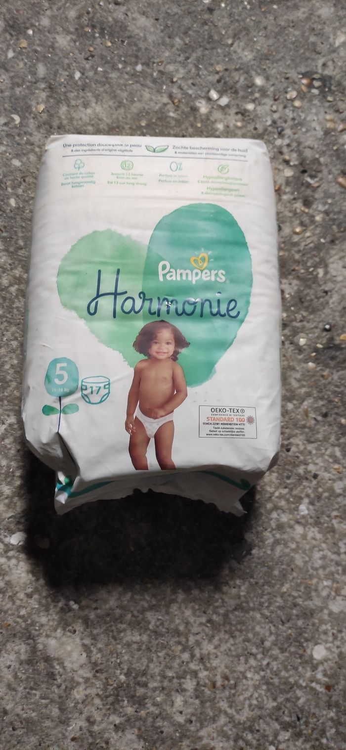 Couches Pampers harmonie taille 5