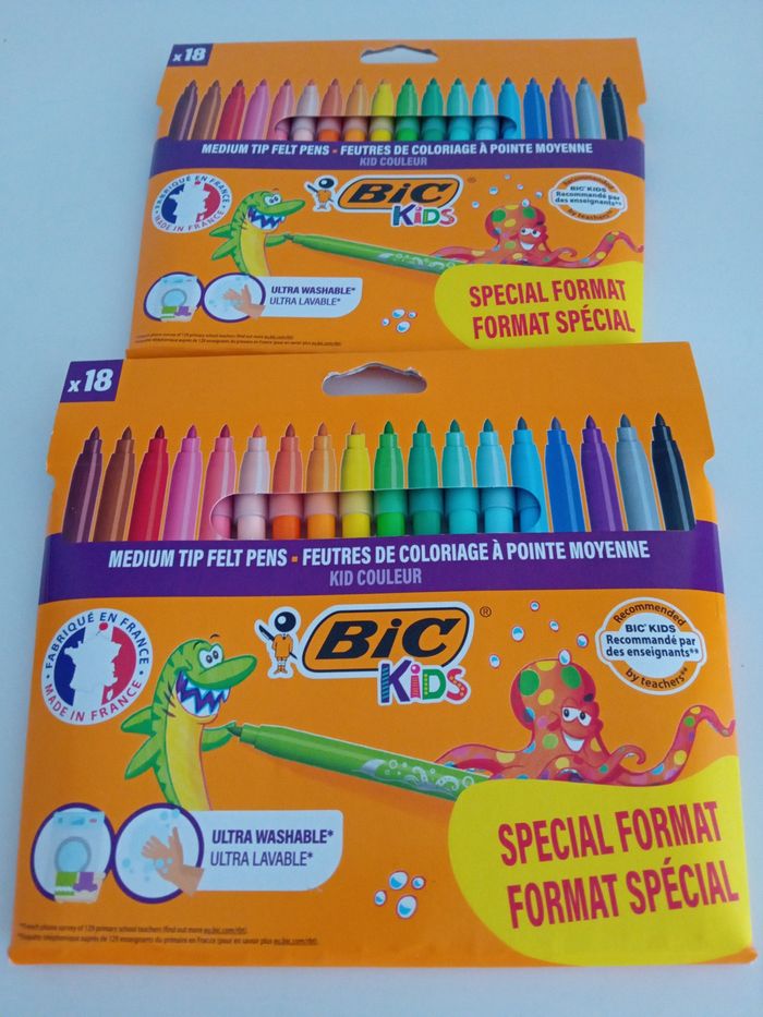 Lot de 2 pochettes de 18 feutres bic