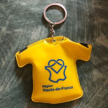porte-clef gilets jaunes * prix 1e * kiki60230