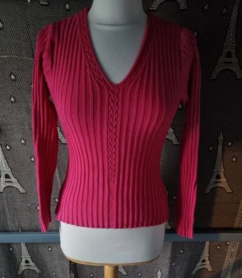 Pull rose côtelé taille XS