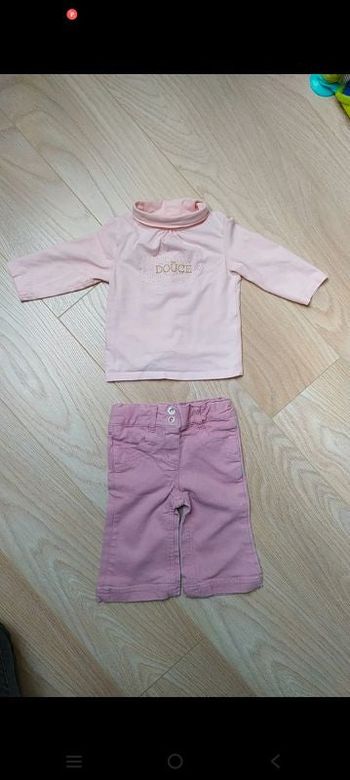 Ensemble rose haut kiabi jean kimbaloo 6 mois