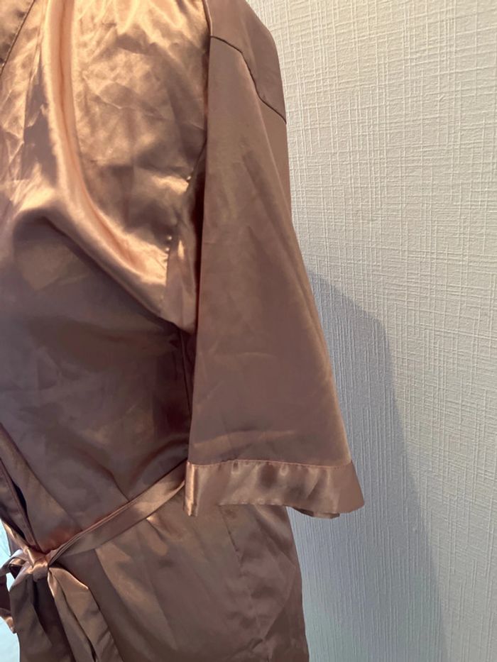 Peignoir - photo numéro 3