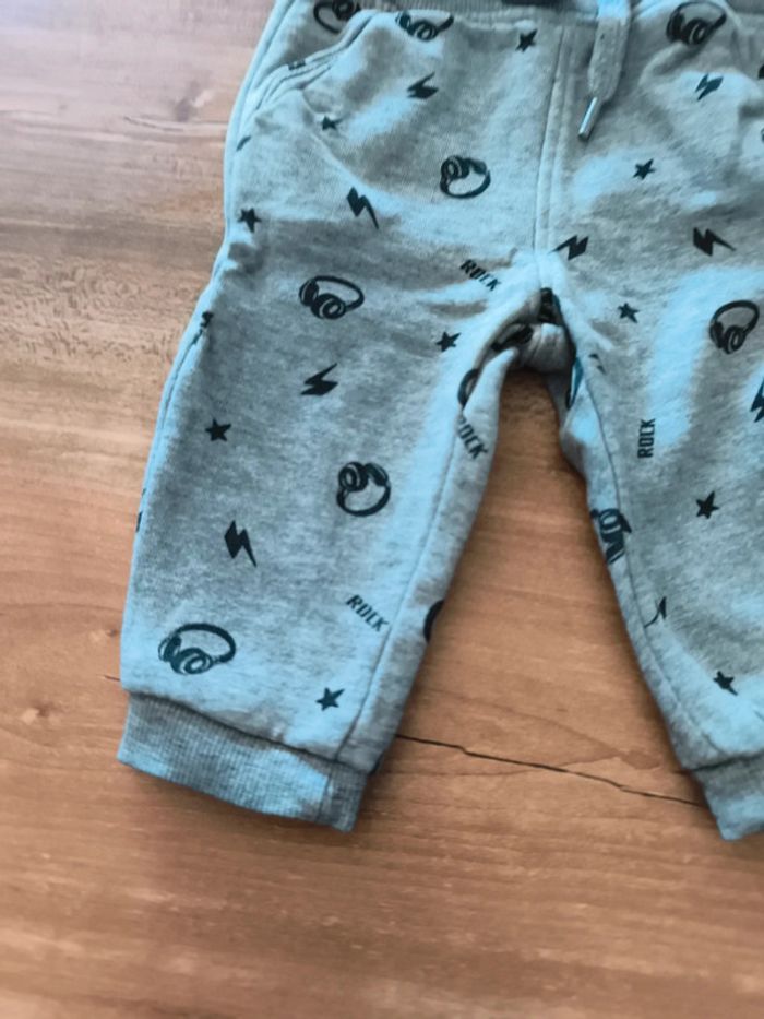 Pantalon - photo numéro 2