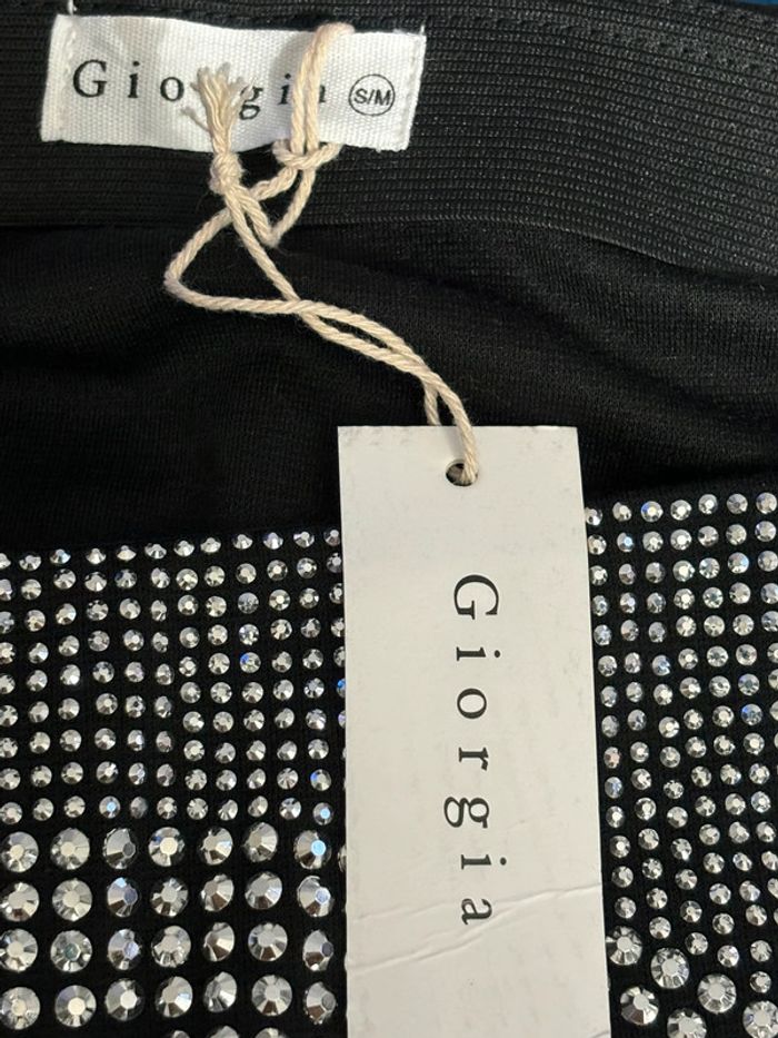 Ensemble top et jupe noire avec strass - photo numéro 3