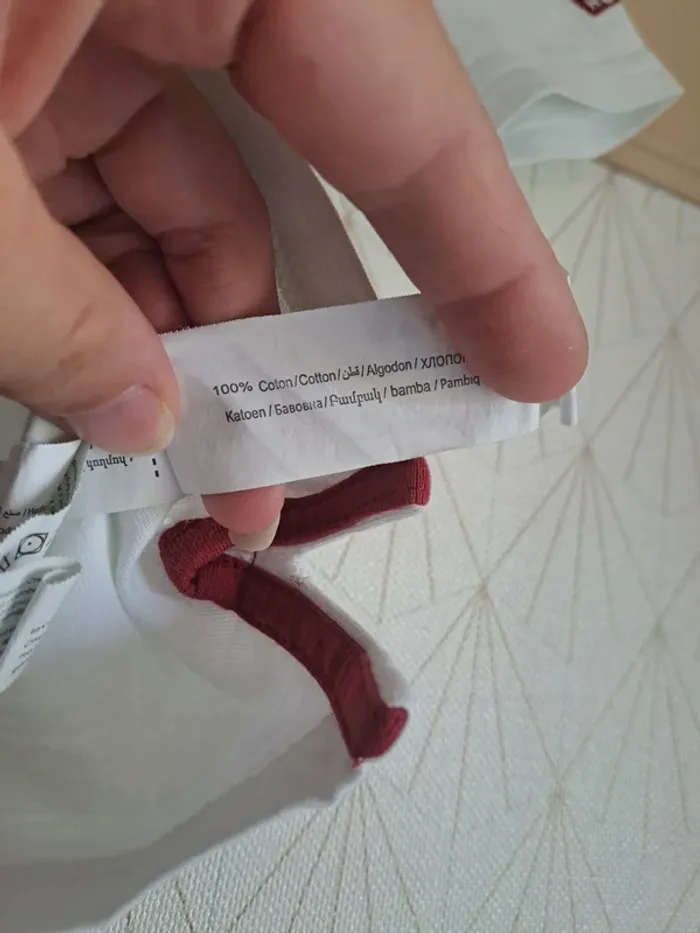 T-shirt garçon Tape à l'œil 2 ans 2 micro tâches à peine visibles prix mini - photo numéro 8