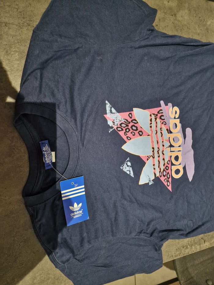 T-shirt adidas - photo numéro 2