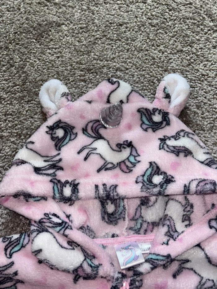 🌺Combinaison pyjama rose au motif licorne Taille 5-6ans/110-116cm🌺 - photo numéro 5