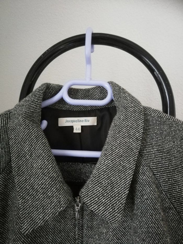 Tailleur Ensemble Veste et jupe Jacqueline Riu T 44 - photo numéro 3