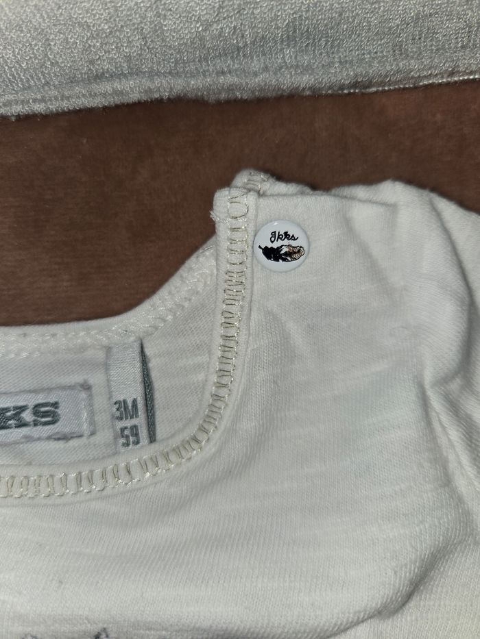 Ensemble   pantalon  /  Tee-shirt   3  mois  /59 cm - photo numéro 3