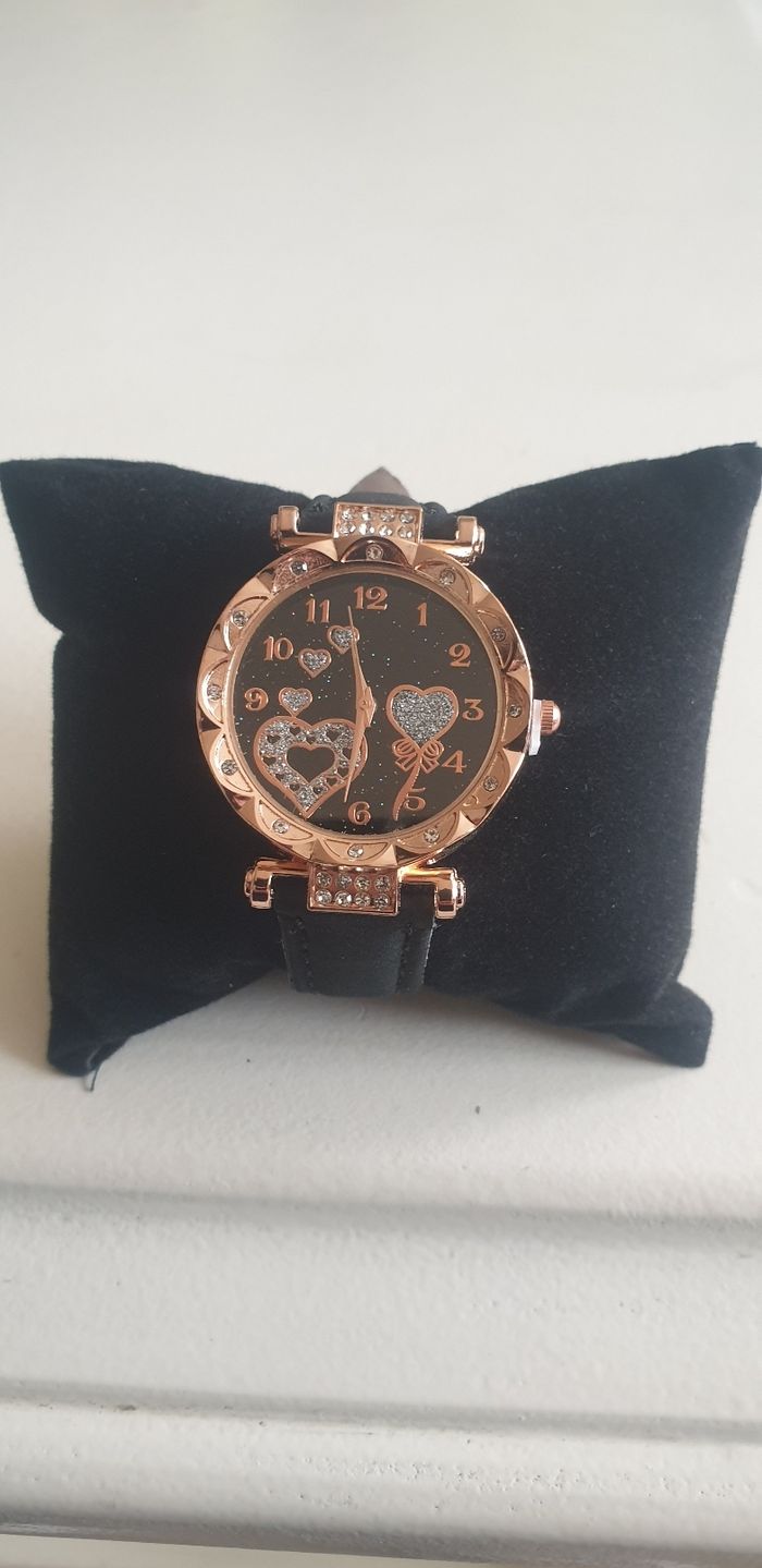 Montre femme neuve