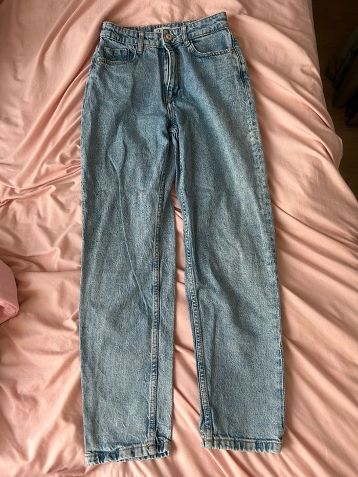 Jean mom