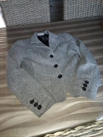 Veste laine cintrée bi effet gris.