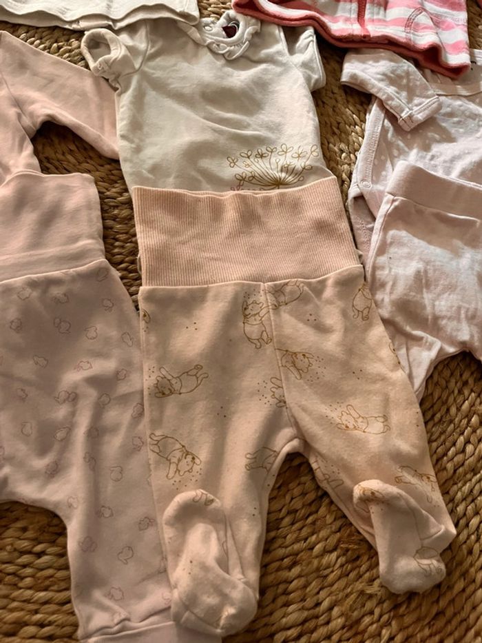 Lot bébé fille un mois - photo numéro 3