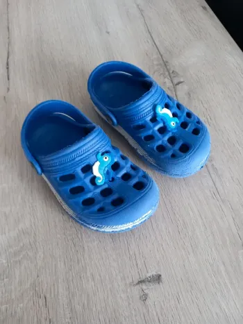 Sabots plastique taille 25