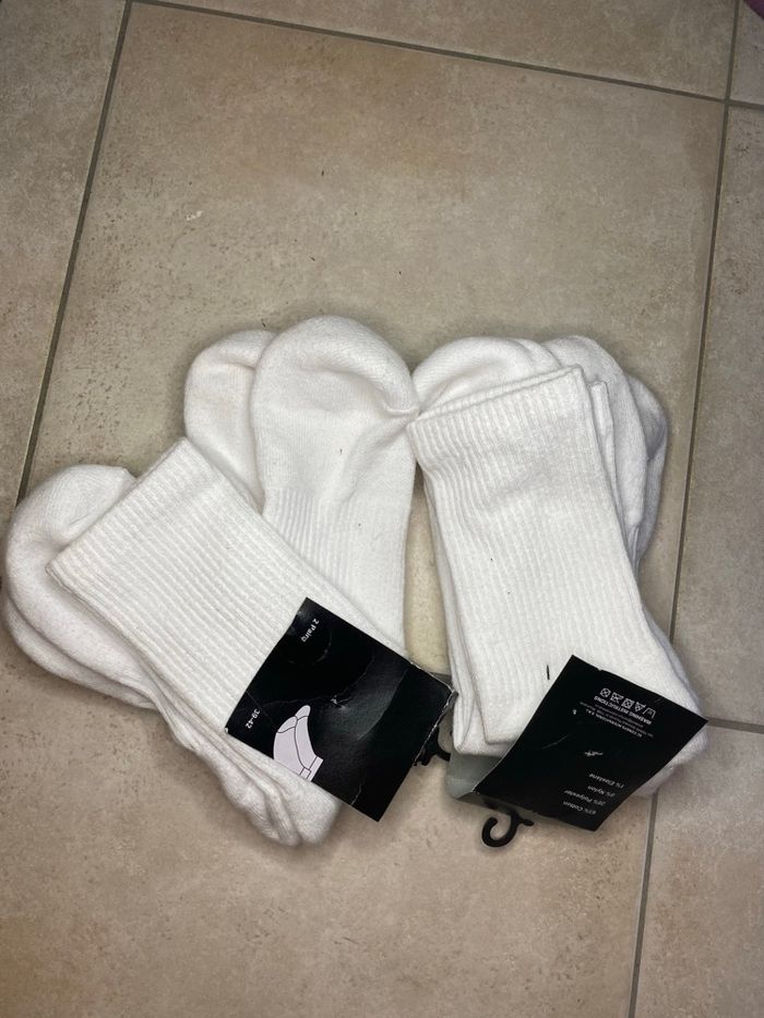 Lot 2 paires de chaussettes - photo numéro 2