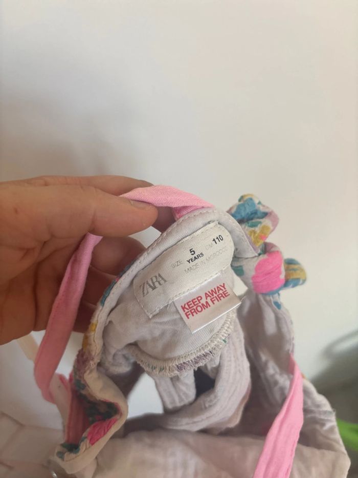 Robe Zara taille 5 ans fille - photo numéro 4