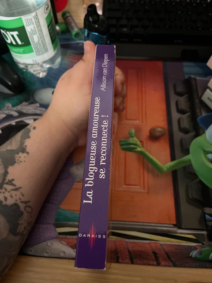 La blogueuse amoureuse se reconnecte - photo numéro 4