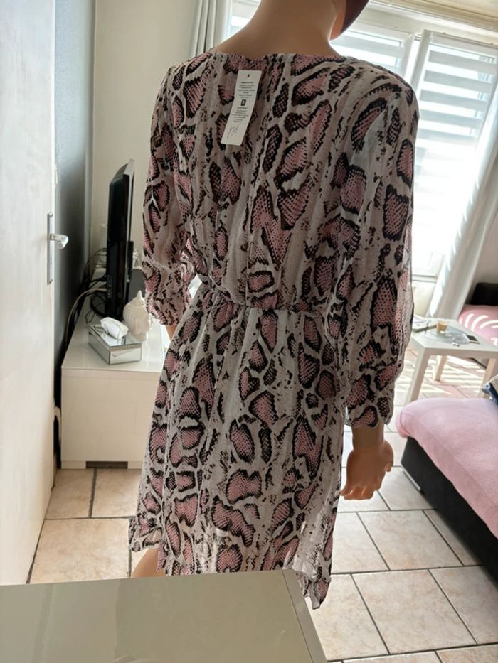 Robe neuve - photo numéro 2