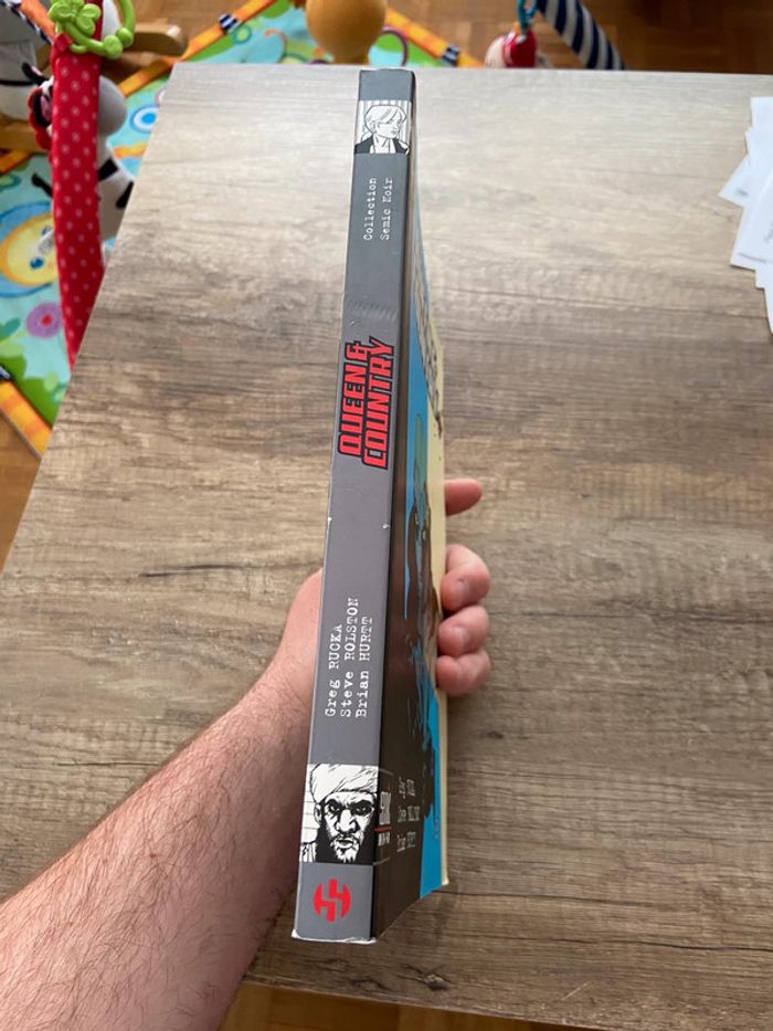 Queen and country comics semic tome 1 - photo numéro 4