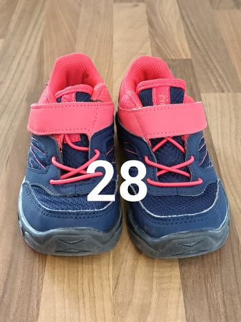 Chaussures de randonnée Quechua rose bleu marine 28