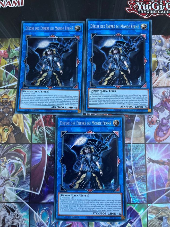 Déesse des enfers du monde ferme