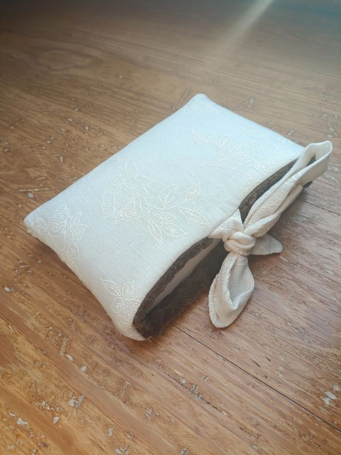 Pochette à livre marron - photo numéro 3