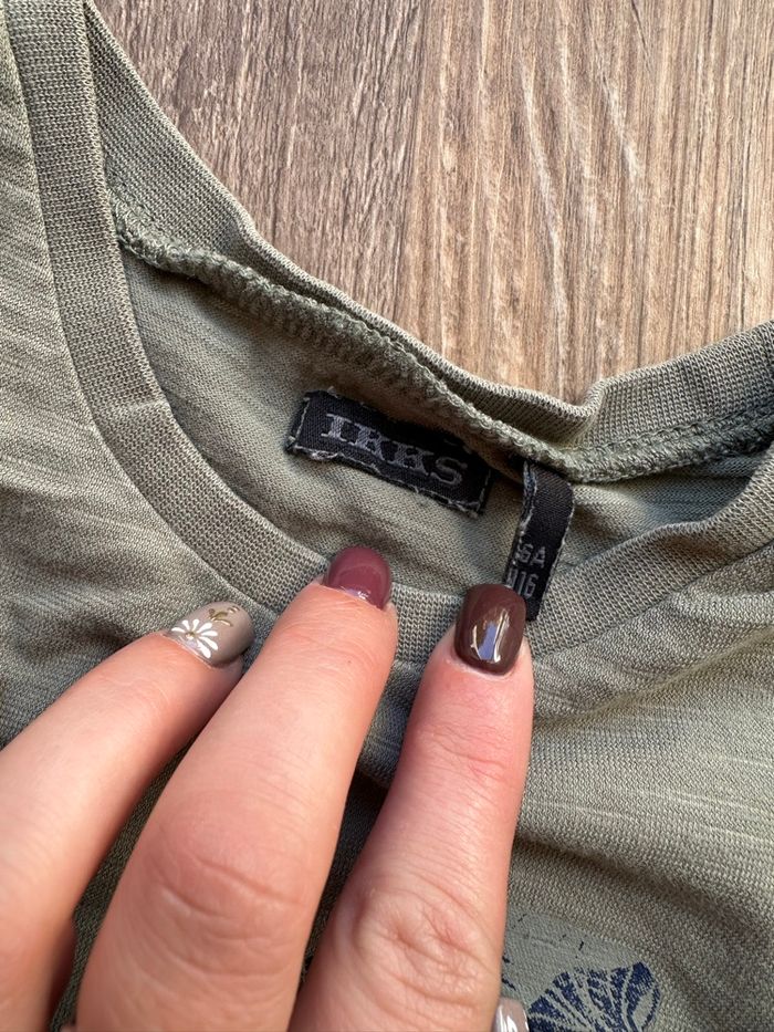 - Tee shirt IKKS - 6 ans - Très bon état - photo numéro 2